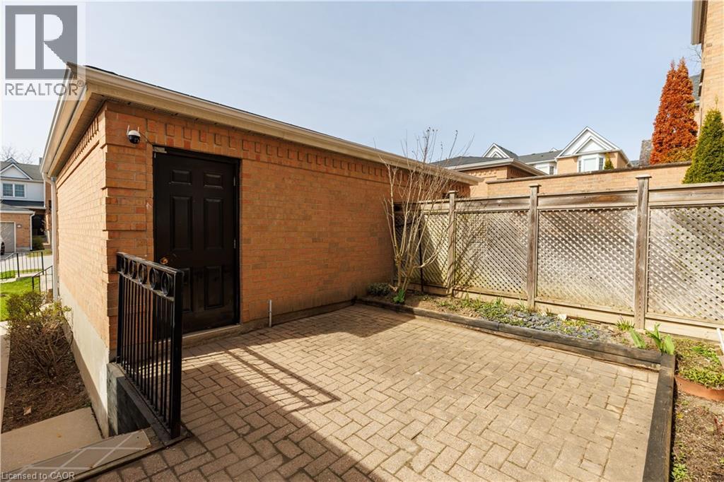 1570 RICHMOND Street Unit# 5