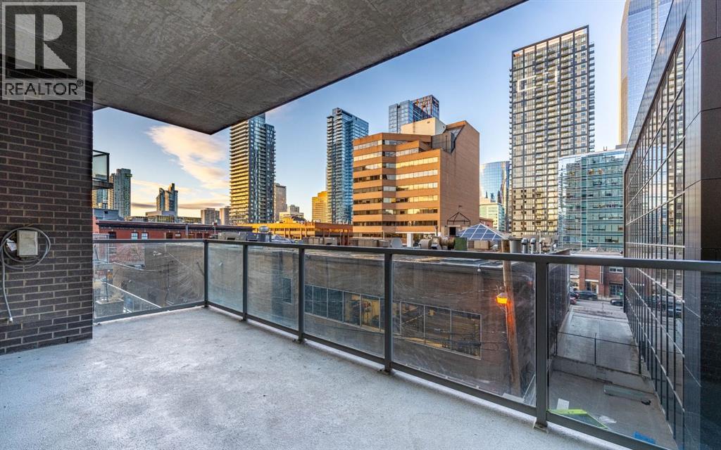 303, 530 12 Avenue SW