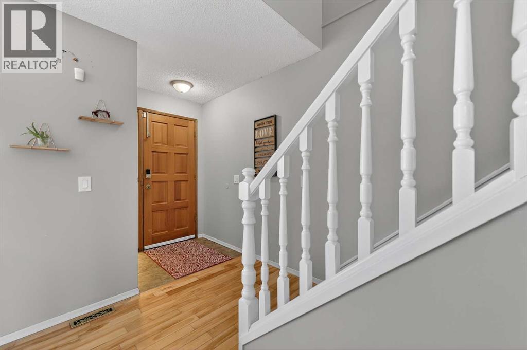 103 Macewan Drive NW