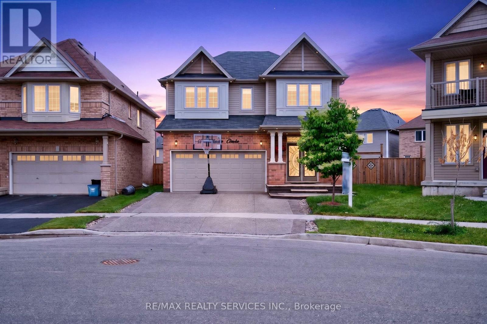 154 MUNRO CIRCLE
