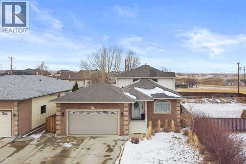 928 3 Street SW Redcliff AB T0J2P0