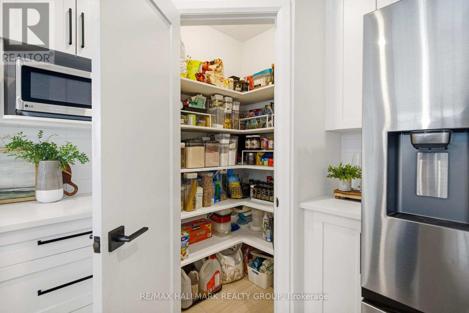 120 LYNN COULTER STREET