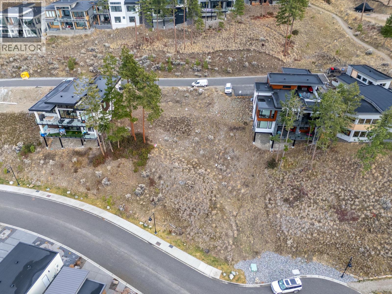 3332 Black Pine Lane