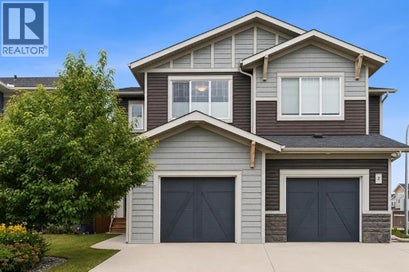 4 Emberside Place Cochrane AB T4C2L8