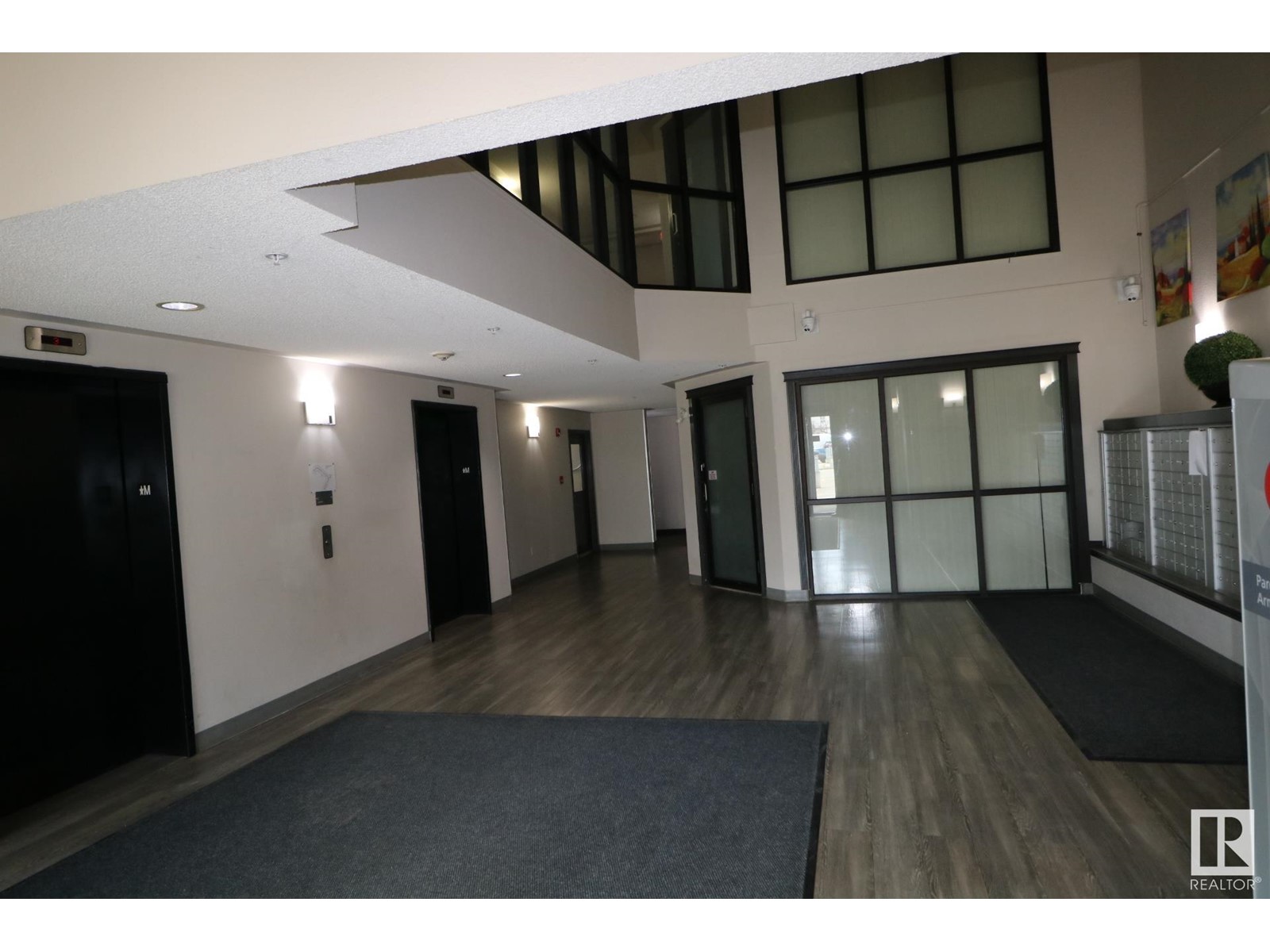 #1204 330 CLAREVIEW STATION DR NW