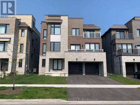 11 YACHT DRIVE Clarington (Bowmanville) ON L1B4C1
