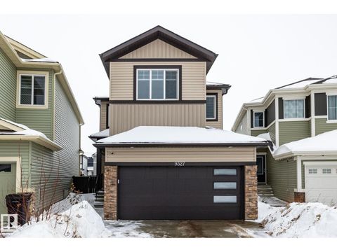 9327 COOPER BEND BN SW Edmonton AB T6W4A4