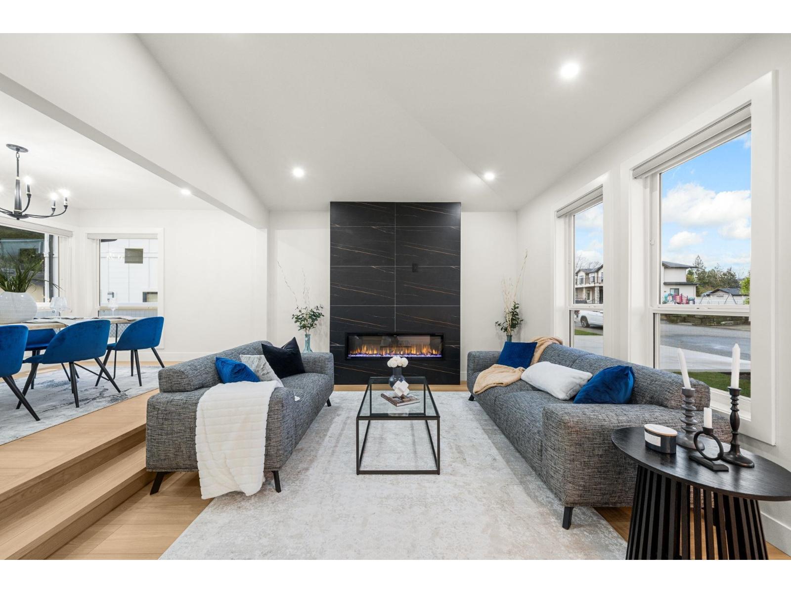 2451 GROSVENOR PLACE