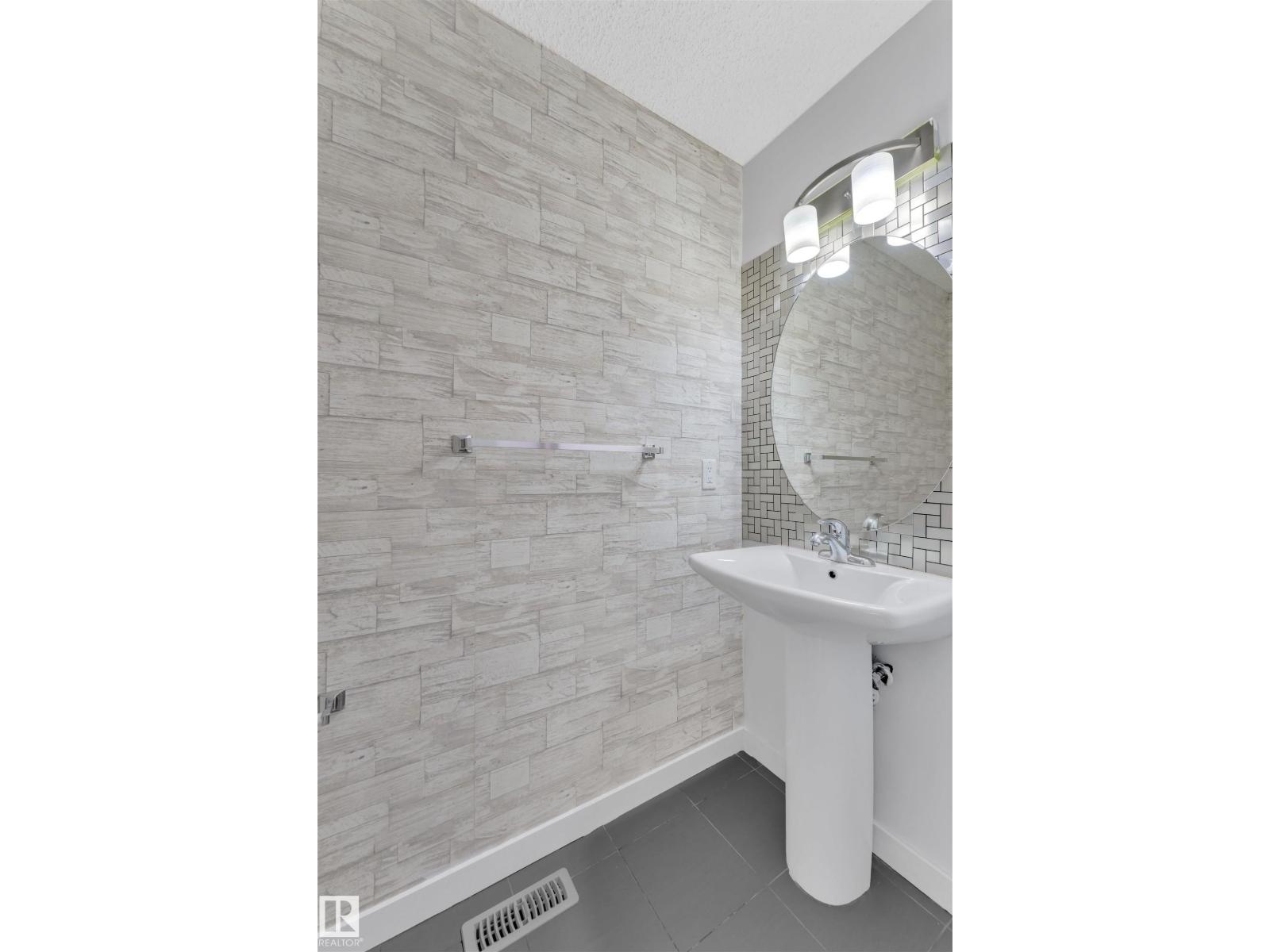 5405 Crabapple LO SW SW