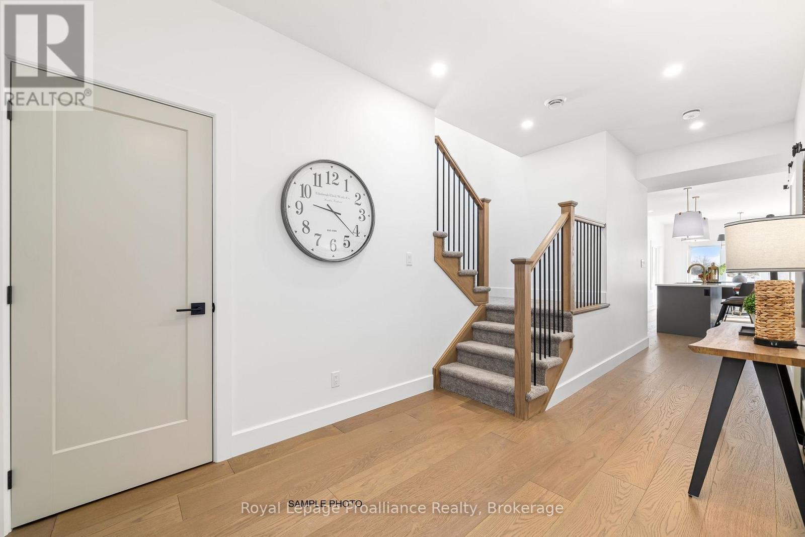 28 FRASER DRIVE
