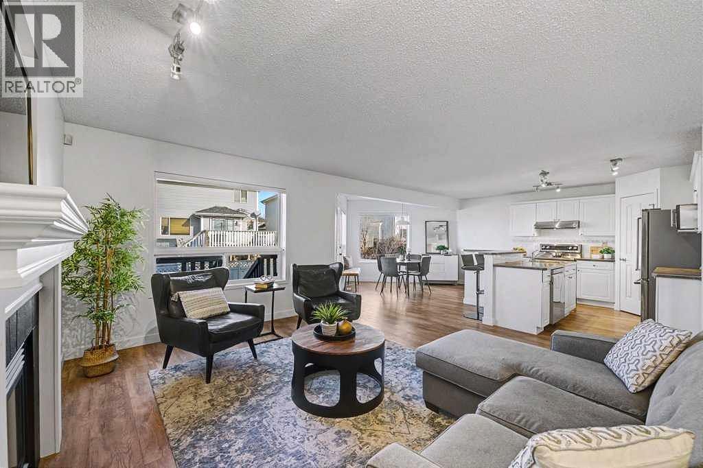 139 Douglas Glen Crescent SE