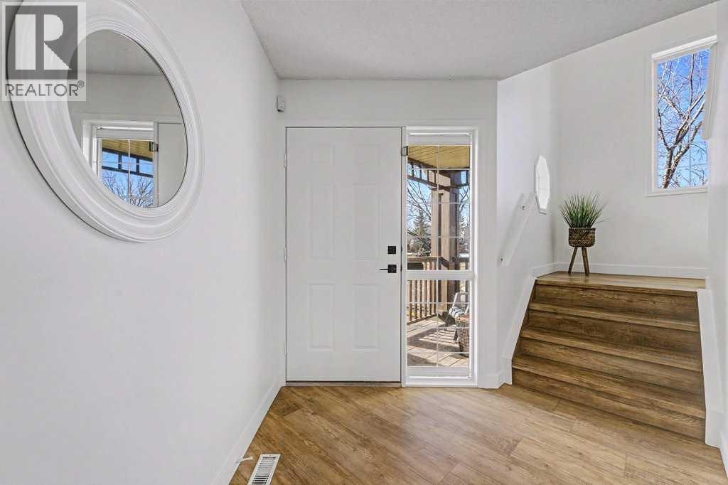 139 Douglas Glen Crescent SE