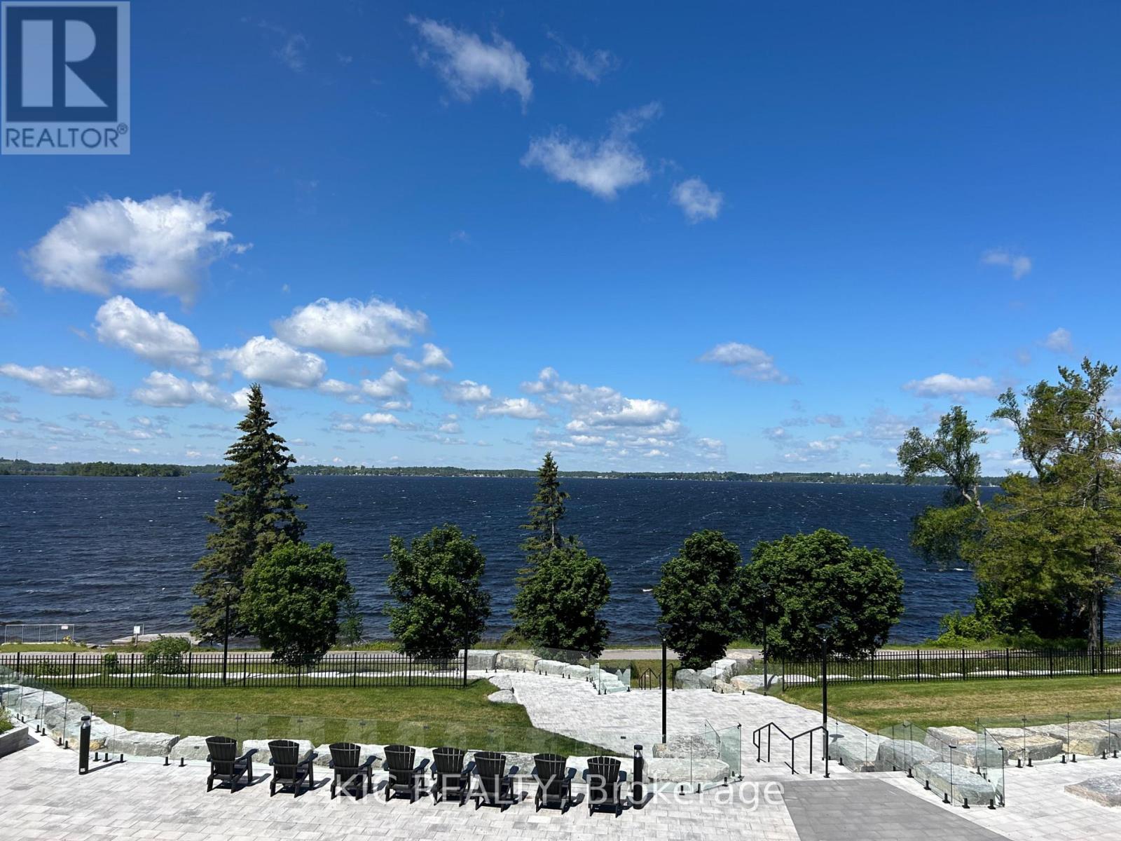 Photo 1 of 43 — 210 - 99 LOUISA STREET Unit 210, Kawartha Lakes (Fenelon Falls), ON K0M1N0