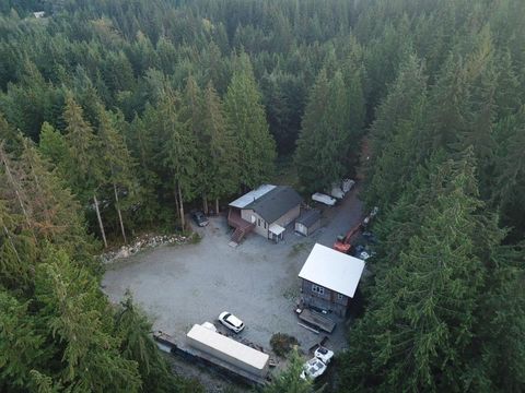 12483 CARDINAL STREET Mission BC V4S1L3