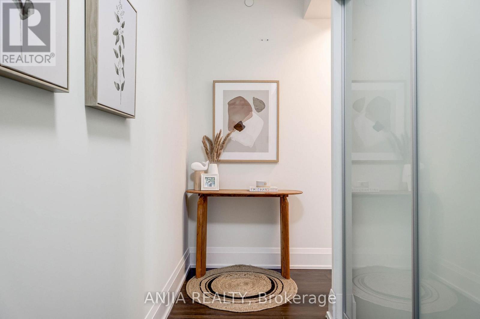 1330 - 120 HARRISON GARDEN BOULEVARD