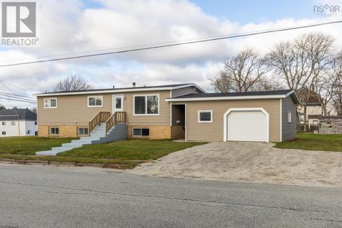 2 Huntington Street Yarmouth NS B5A2R9