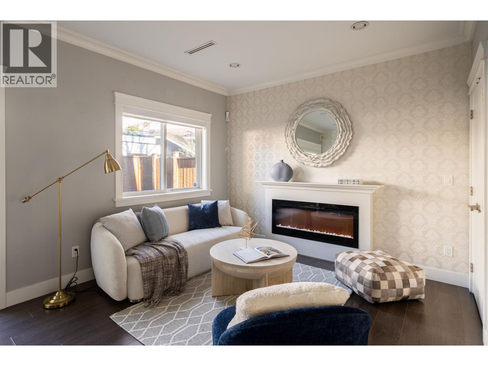 5 9451 WILLIAMS ROAD