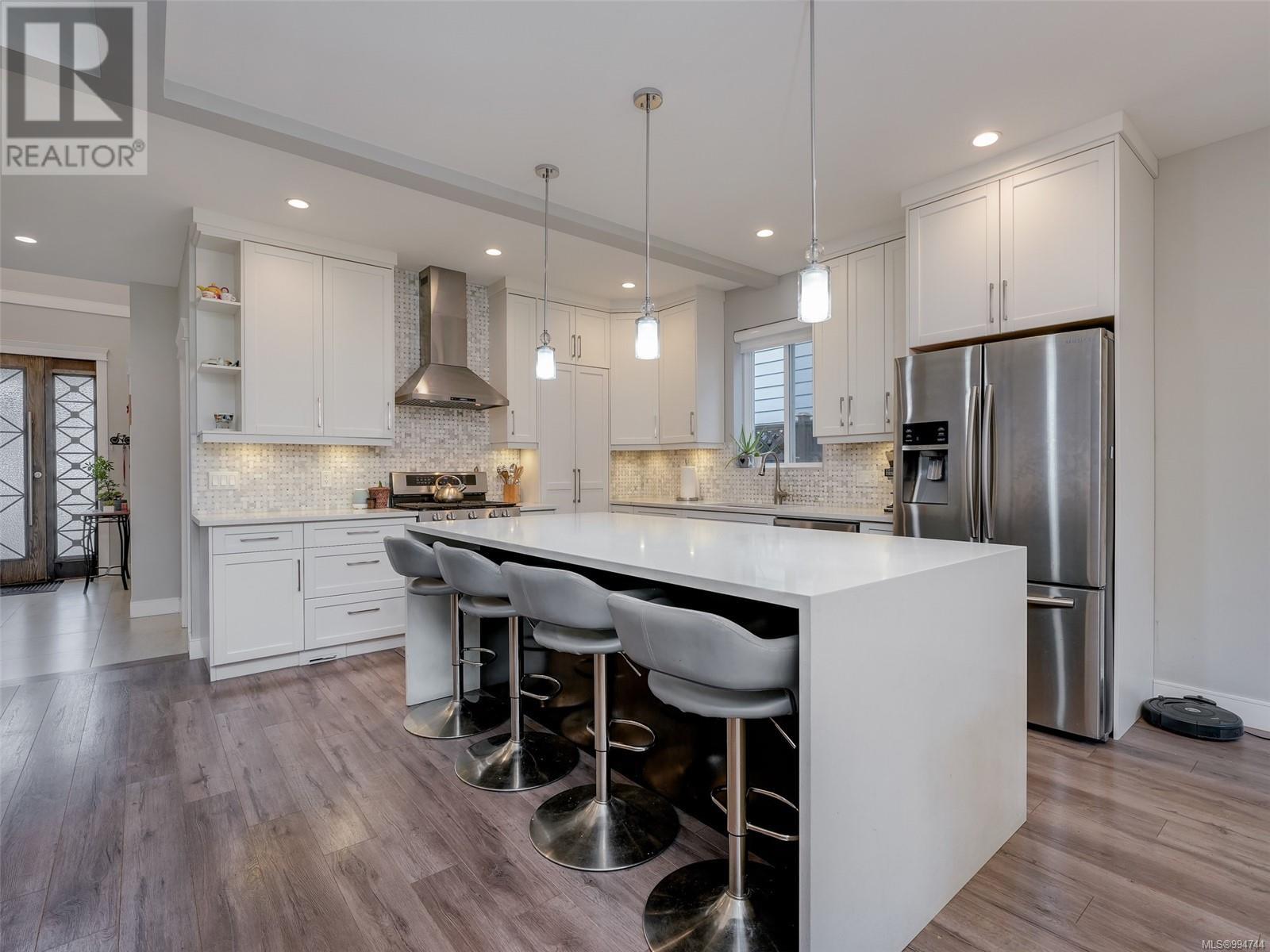 3521 Joy Close