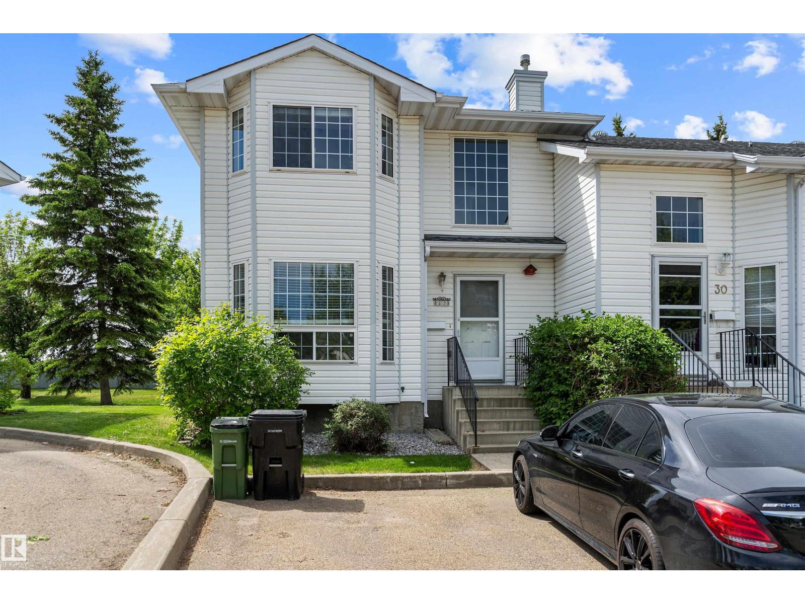 #32 3311 58 ST NW