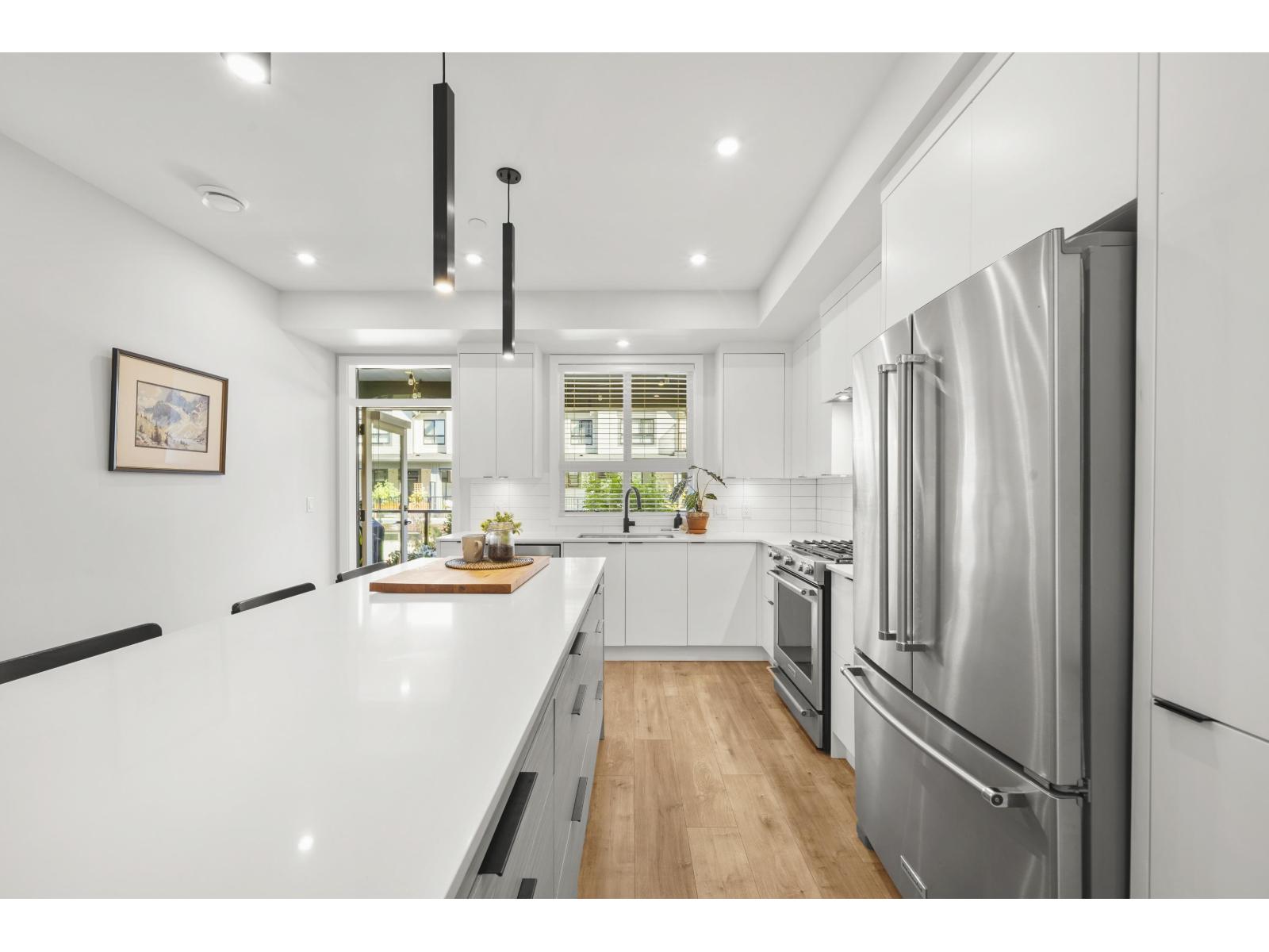 26 45500 CAMPUS DRIVE|Garrison Crossing