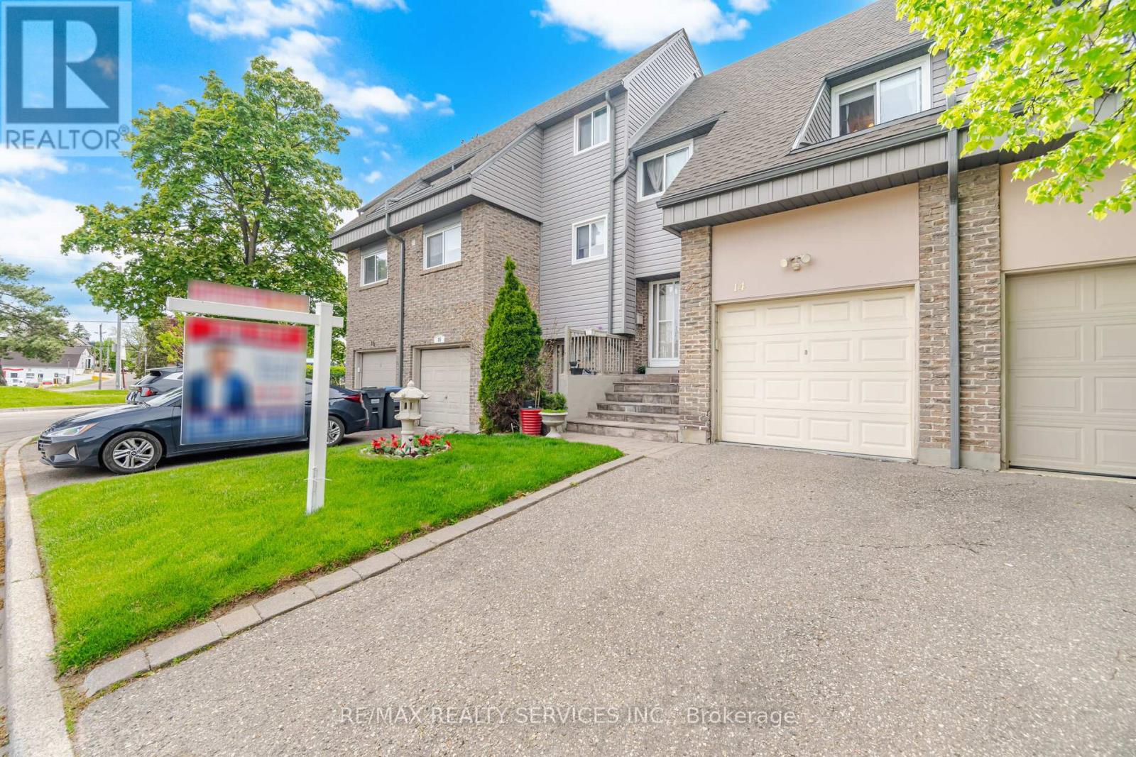 14 TARA PARK CRESCENT