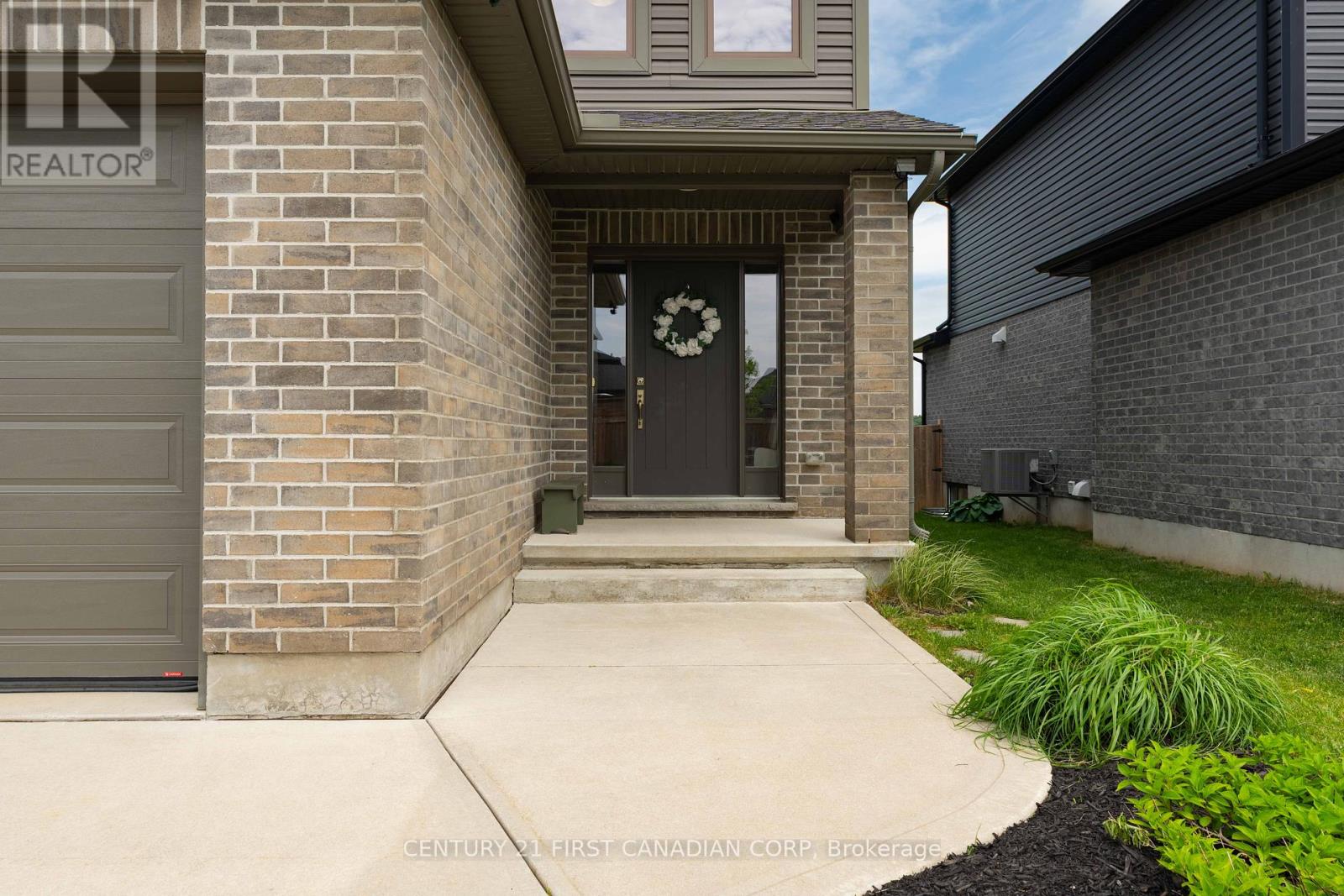 148 GILMOUR DRIVE