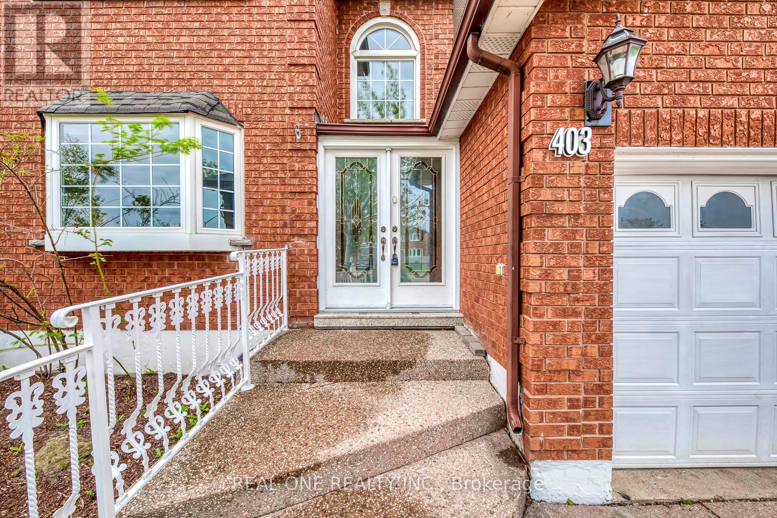 403 GLENASHTON DRIVE