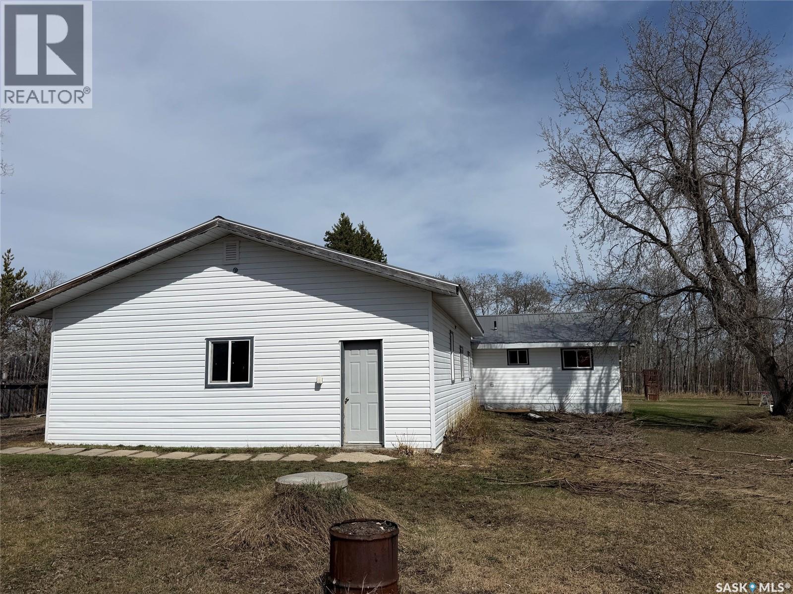 Karchut Acreage