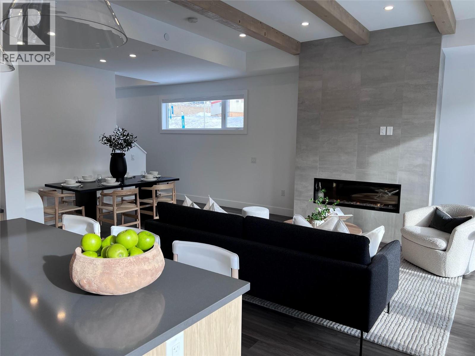 2100 CAMPBELL Road Unit# 170