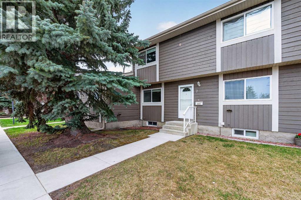7, 14736 Deerfield Drive SE