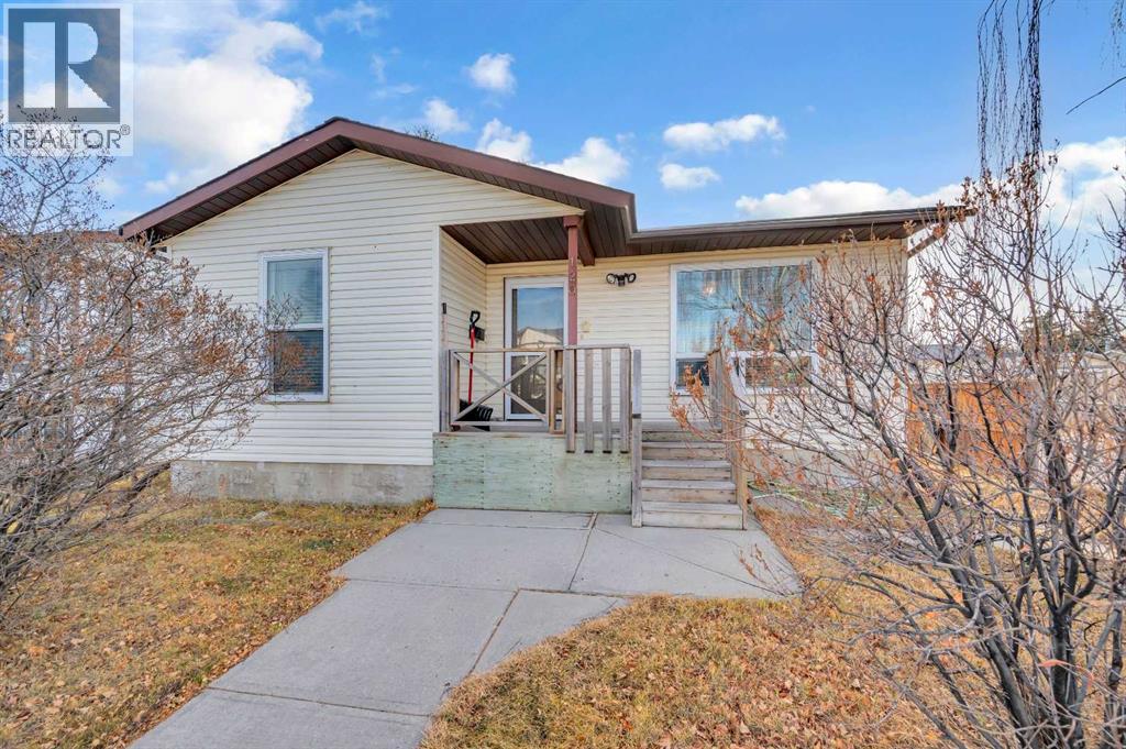 120 Castlebrook Rise NE