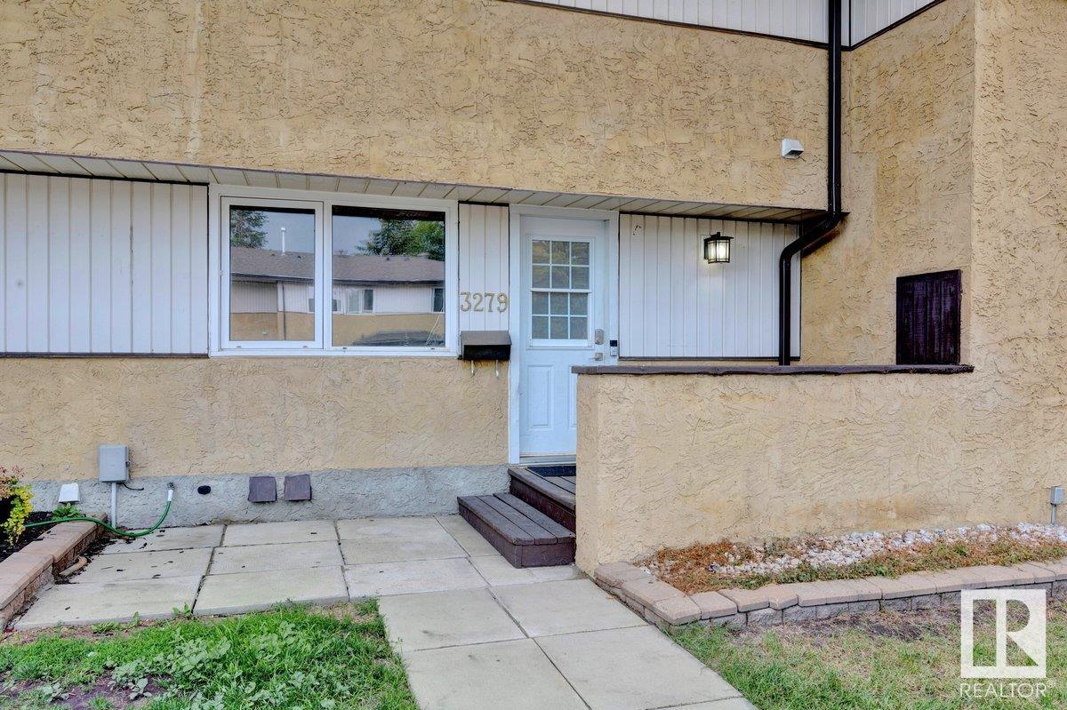 3279 139 AV NW