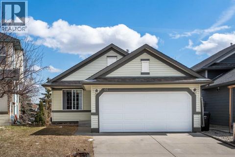 44 Somerglen Heath SW Calgary AB T2Y4A3