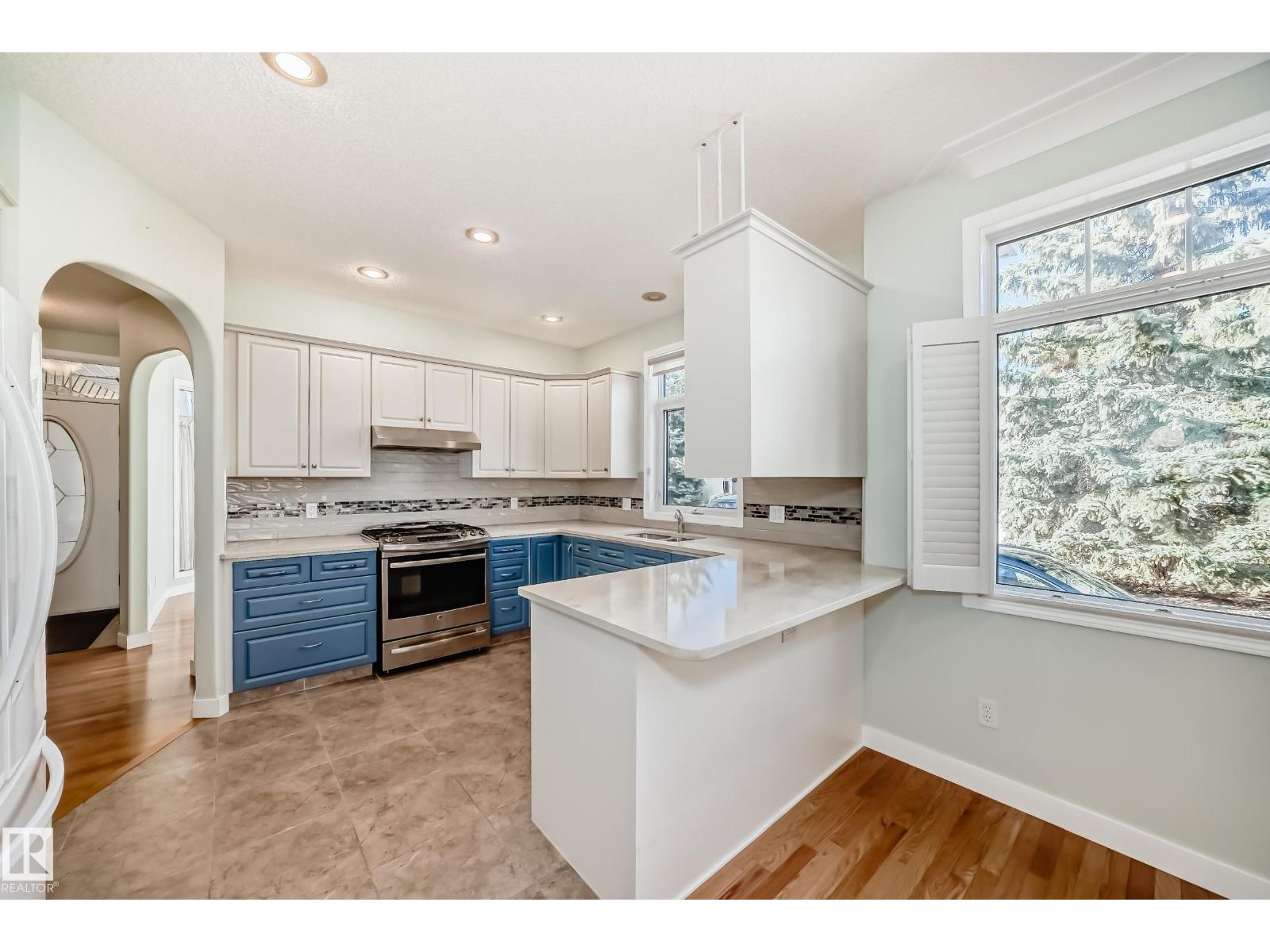 130 RABBIT HILL CO NW