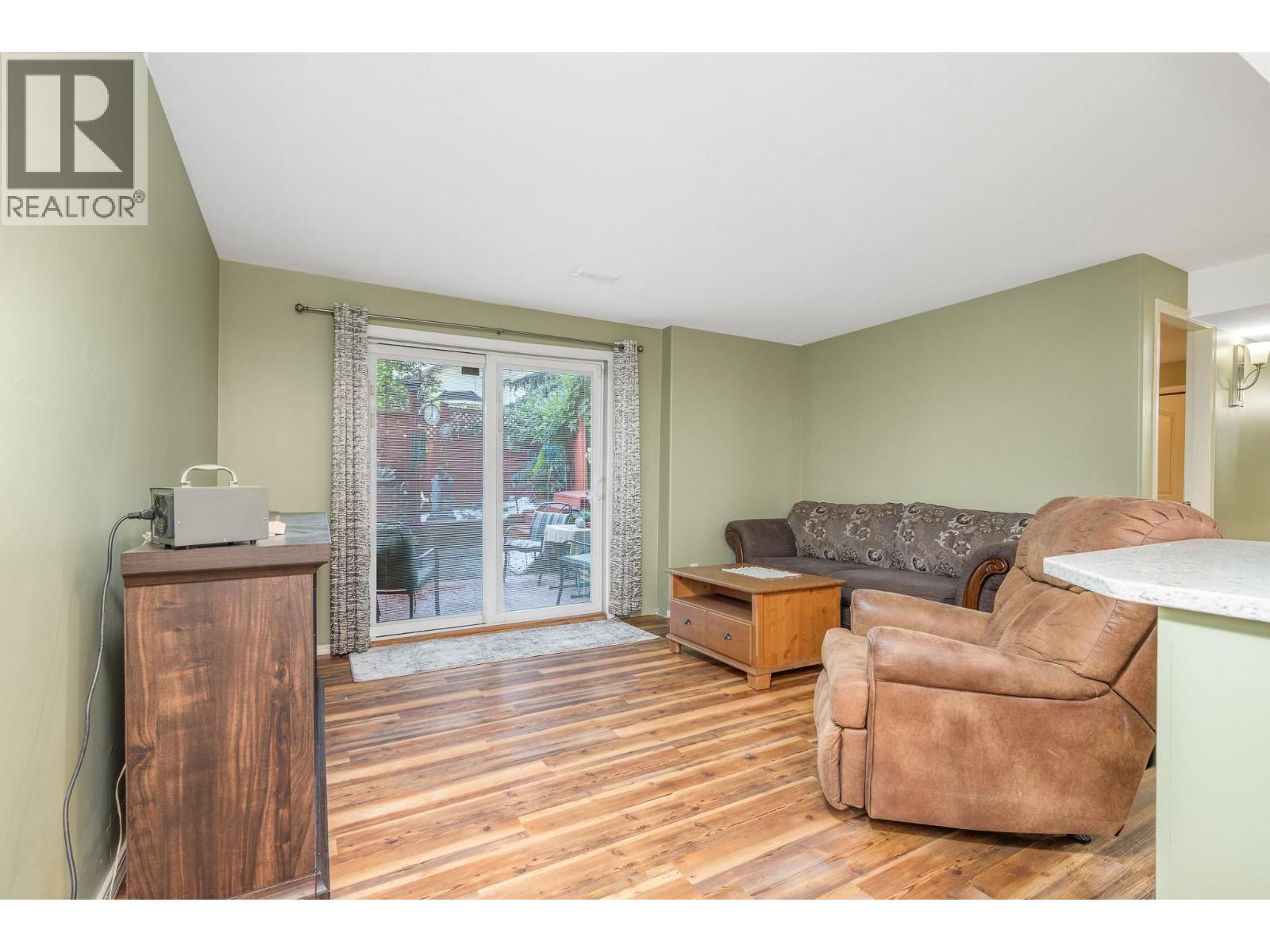 1041 11 Avenue Unit# 3