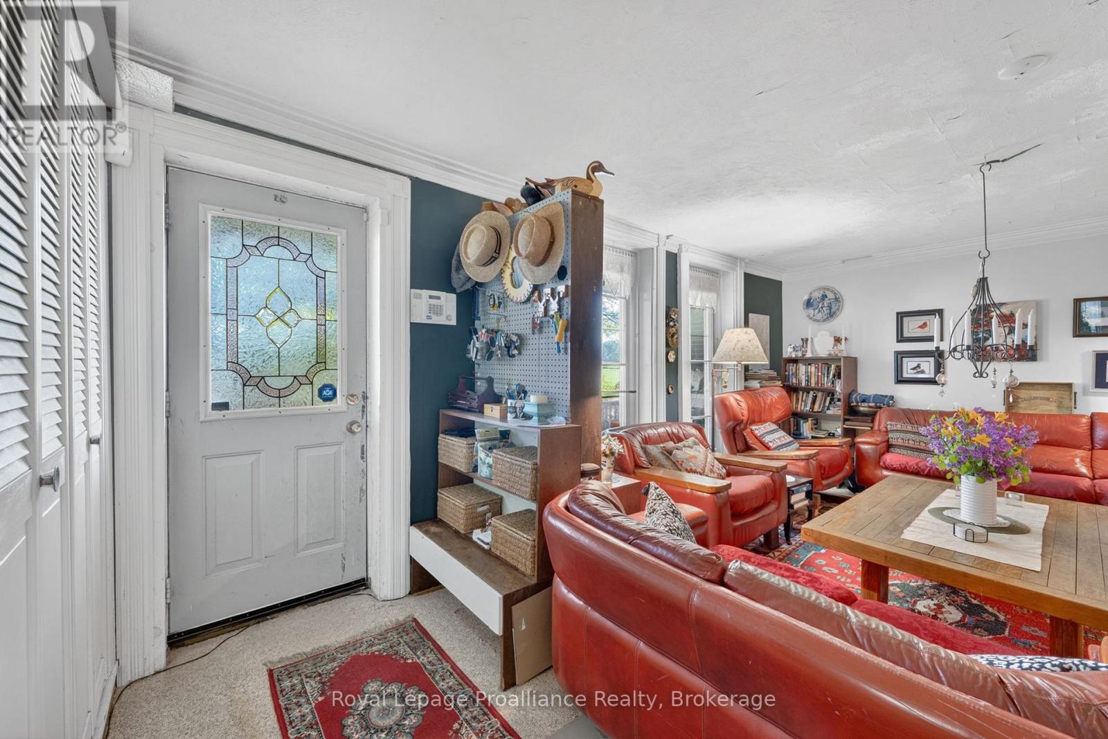 98 FRANKFORD ROAD