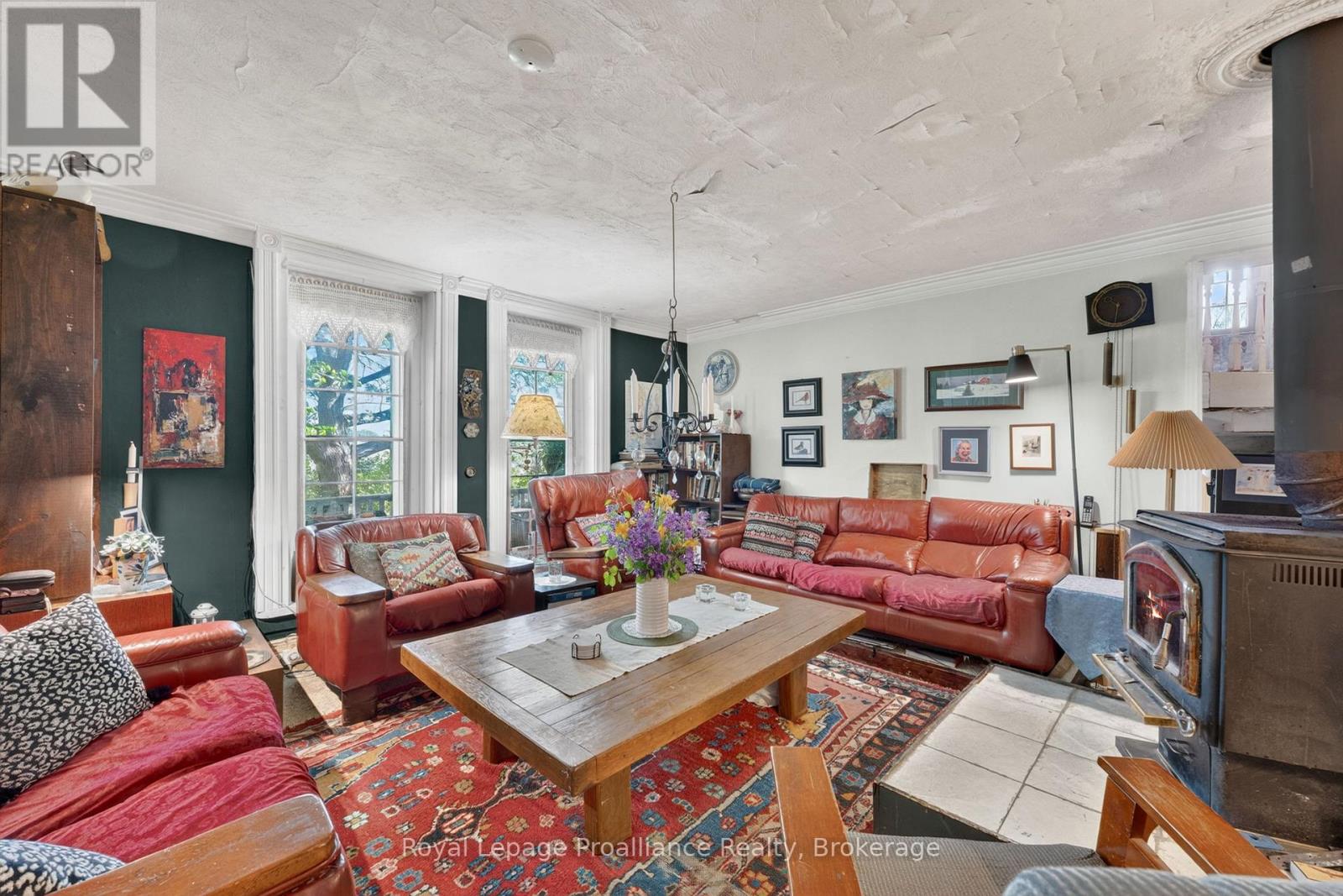 98 FRANKFORD ROAD