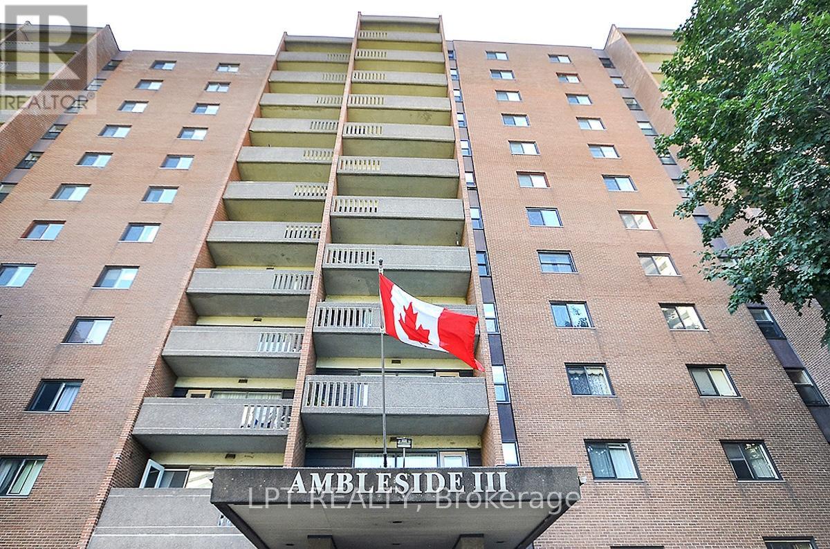 807 - 1100 AMBLESIDE DRIVE