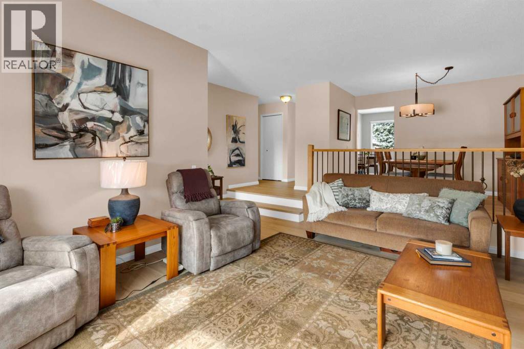 4640 Rundlehill Road NE