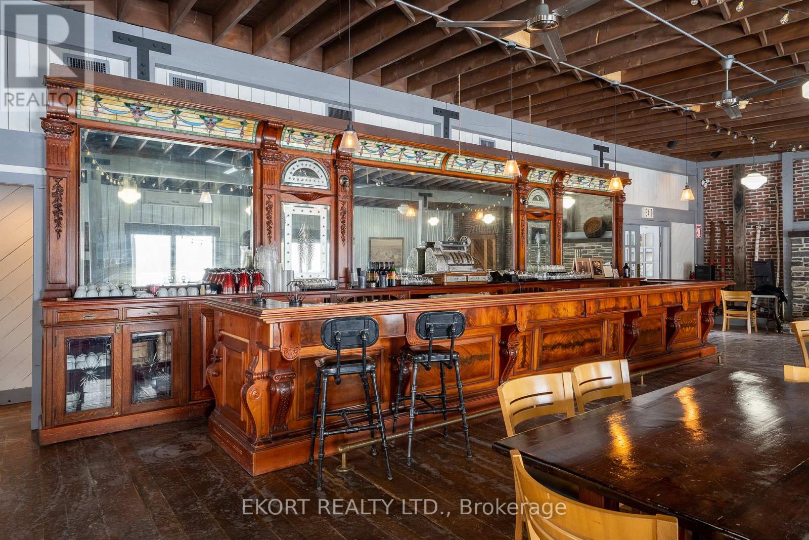 79 RIVER ROAD