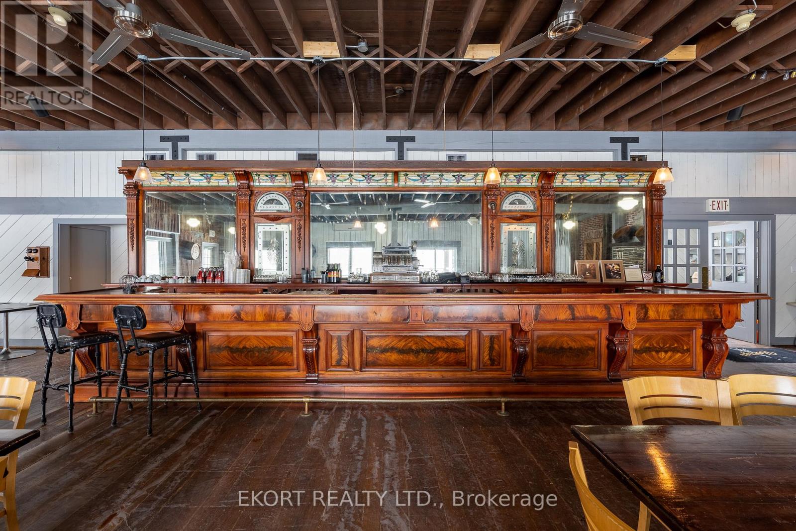 79 RIVER ROAD