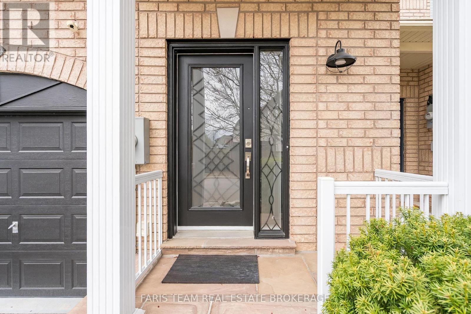 272 TOM TAYLOR CRESCENT