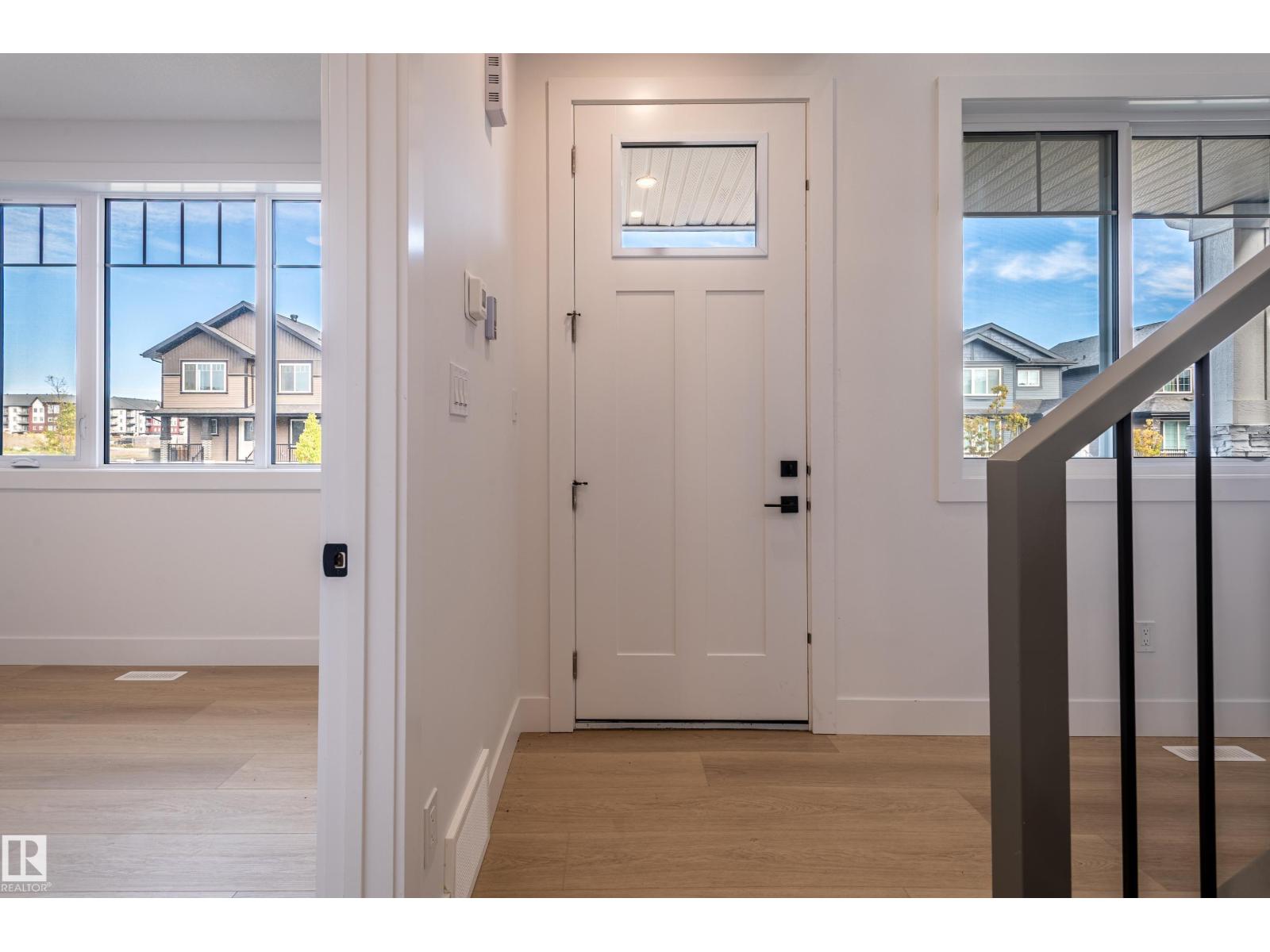 6229 Hampton Gray AV NW