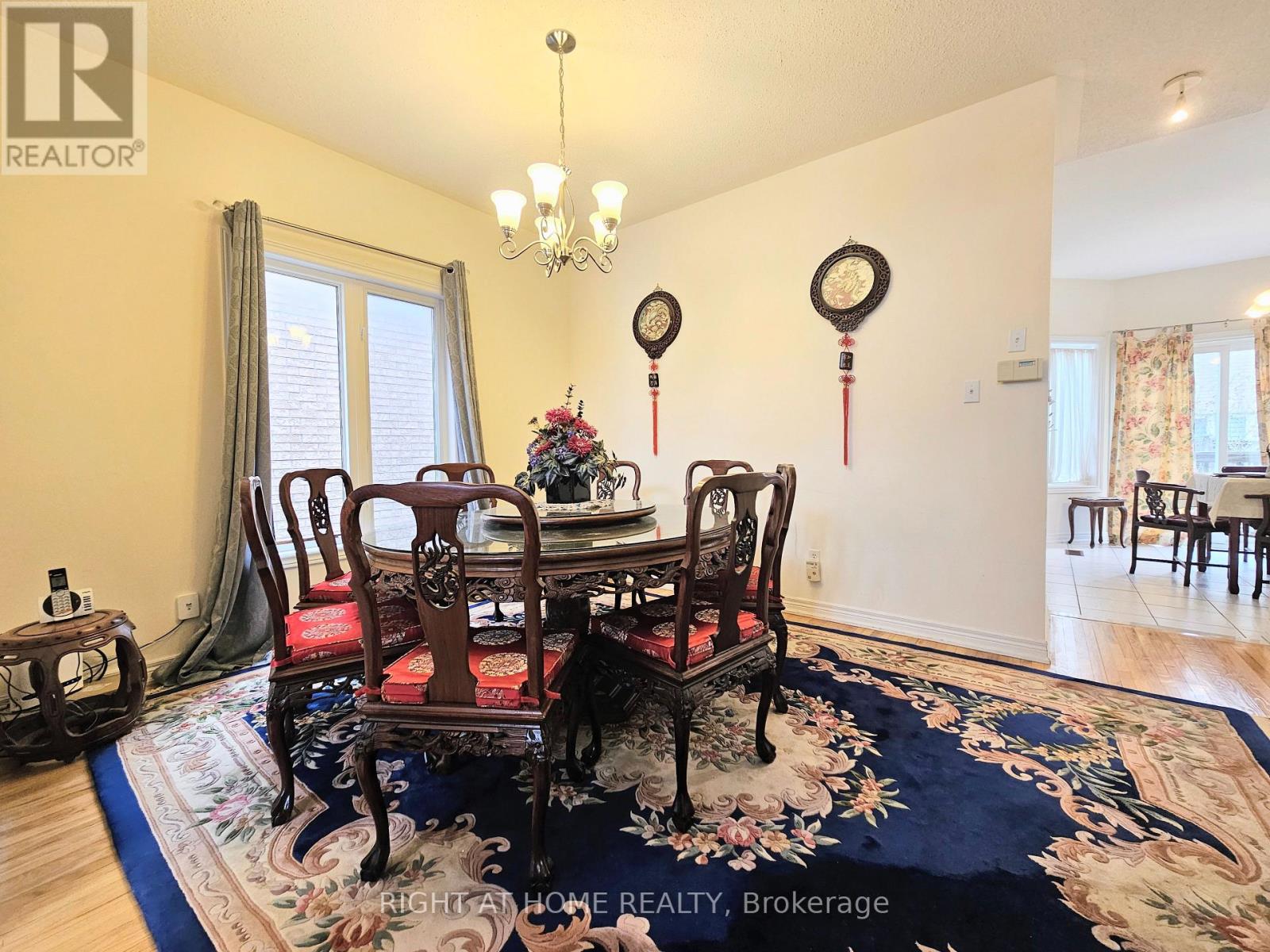 188 SILVER LINDEN DRIVE