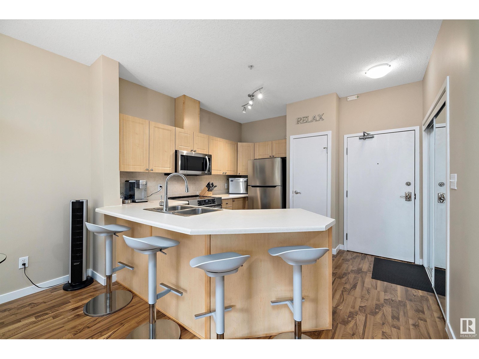 #126 4312 139 AV NW