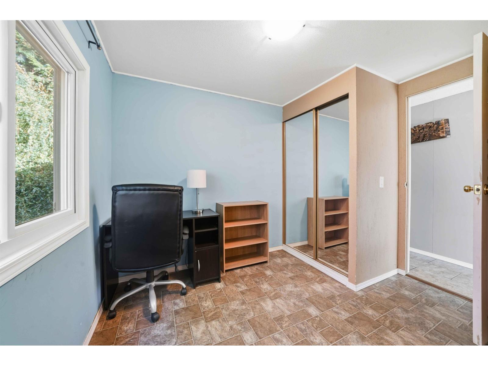 207 45835 SLEEPY HOLLOW ROAD|Cultus Lake East