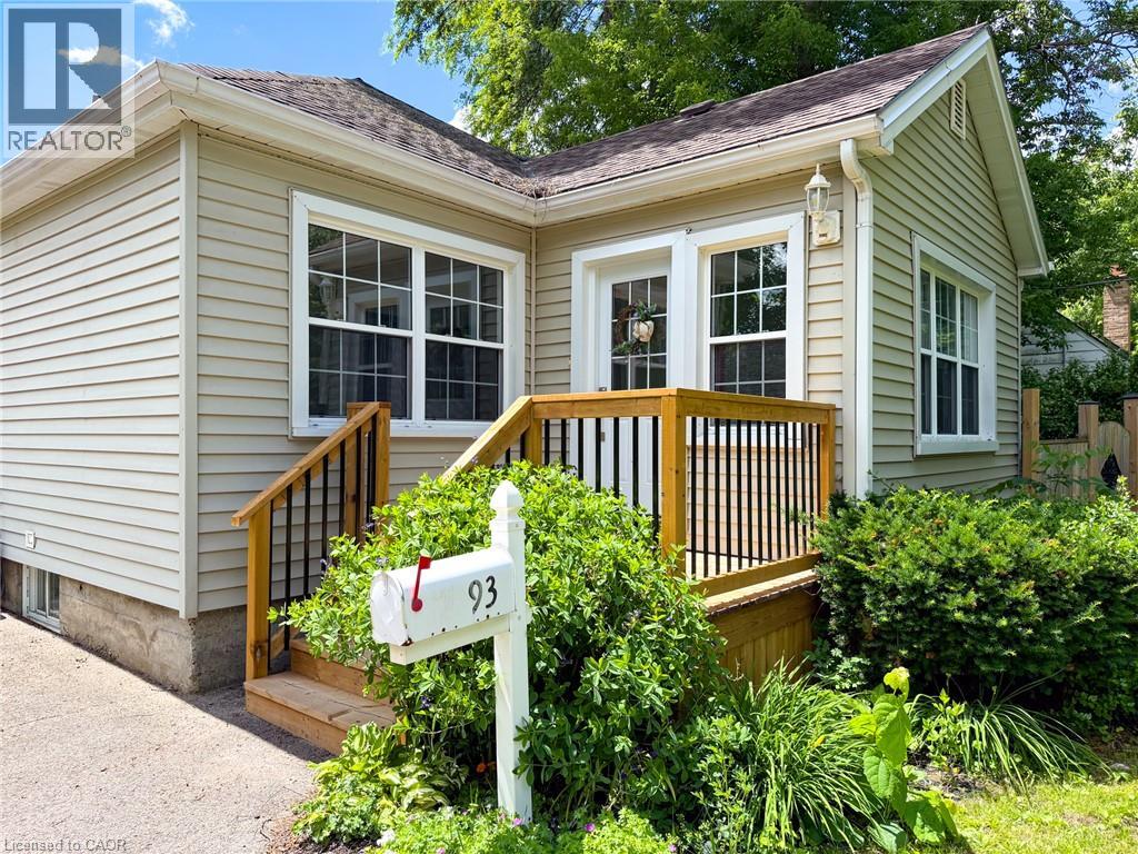 93 BARNES Avenue