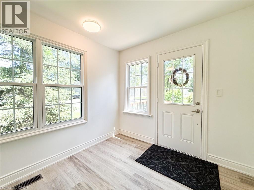 93 BARNES Avenue