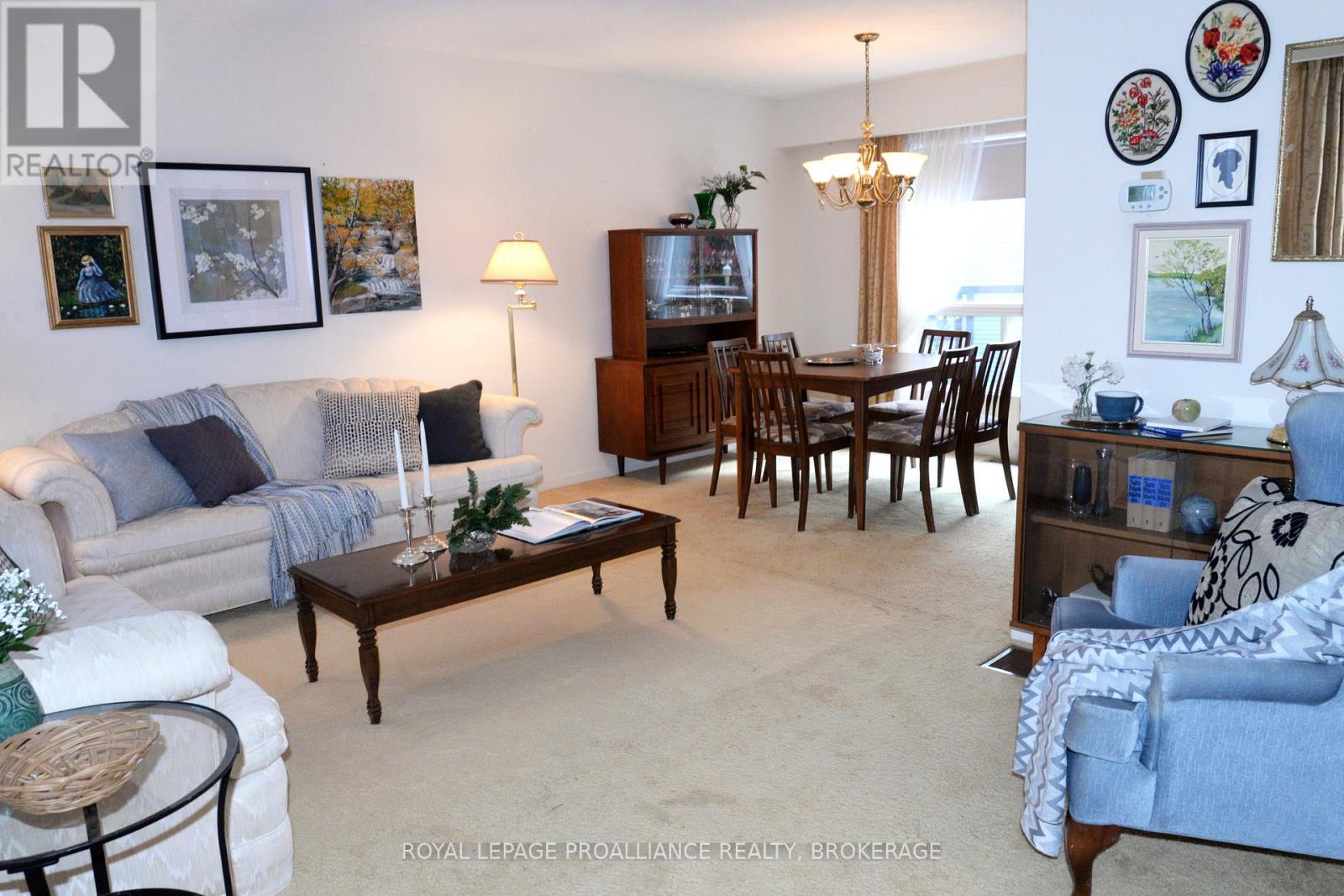 834 SOMERSET CRESCENT