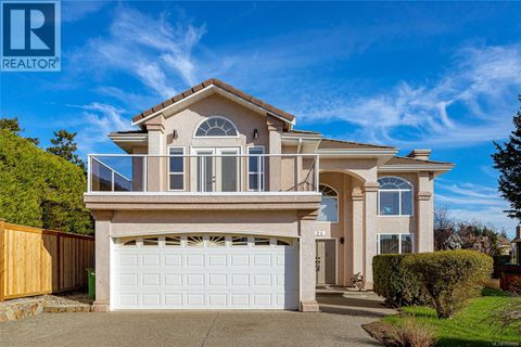 521 Pamela Pl Saanich BC V8Z4H1